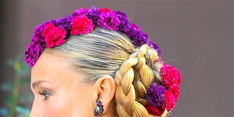 Capelli donna bianchi, consigli per gestirli con i biondi